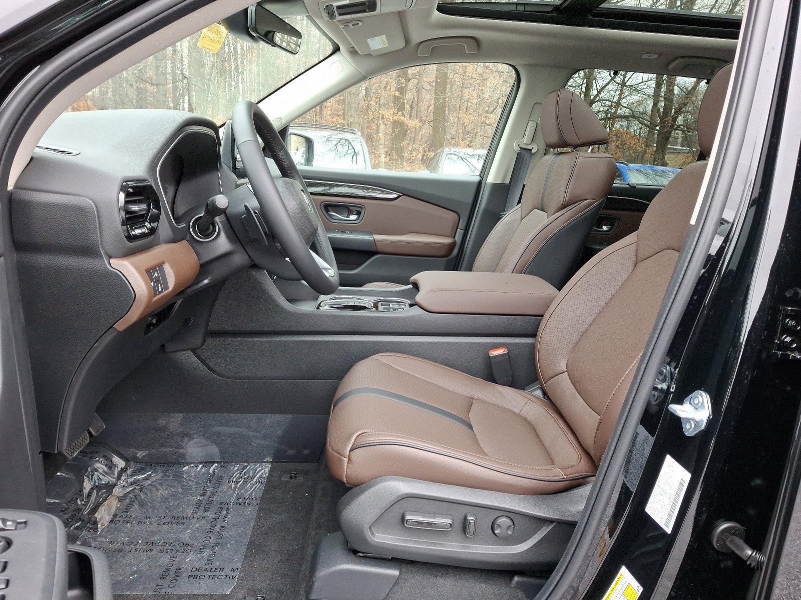 2025 Honda Pilot Vehicle Photo in Harrisburg, PA 17111