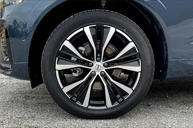 2025 Volvo XC60 Vehicle Photo in Houston, TX 77007