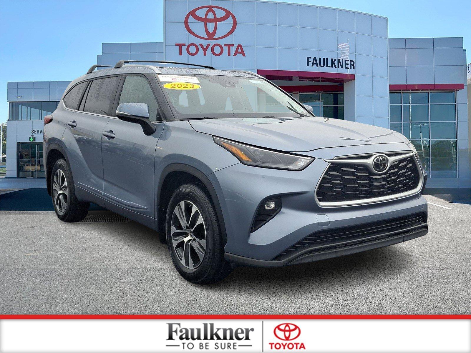2023 Toyota Highlander Vehicle Photo in Harrisburg, PA 17111