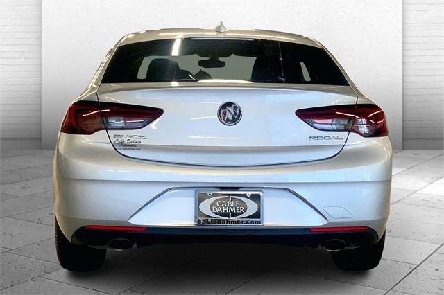 2018 Buick Regal Sportback Vehicle Photo in TOPEKA, KS 66609-0000