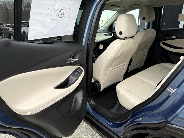 2025 Buick Encore GX Vehicle Photo in CHICOPEE, MA 01020-5001