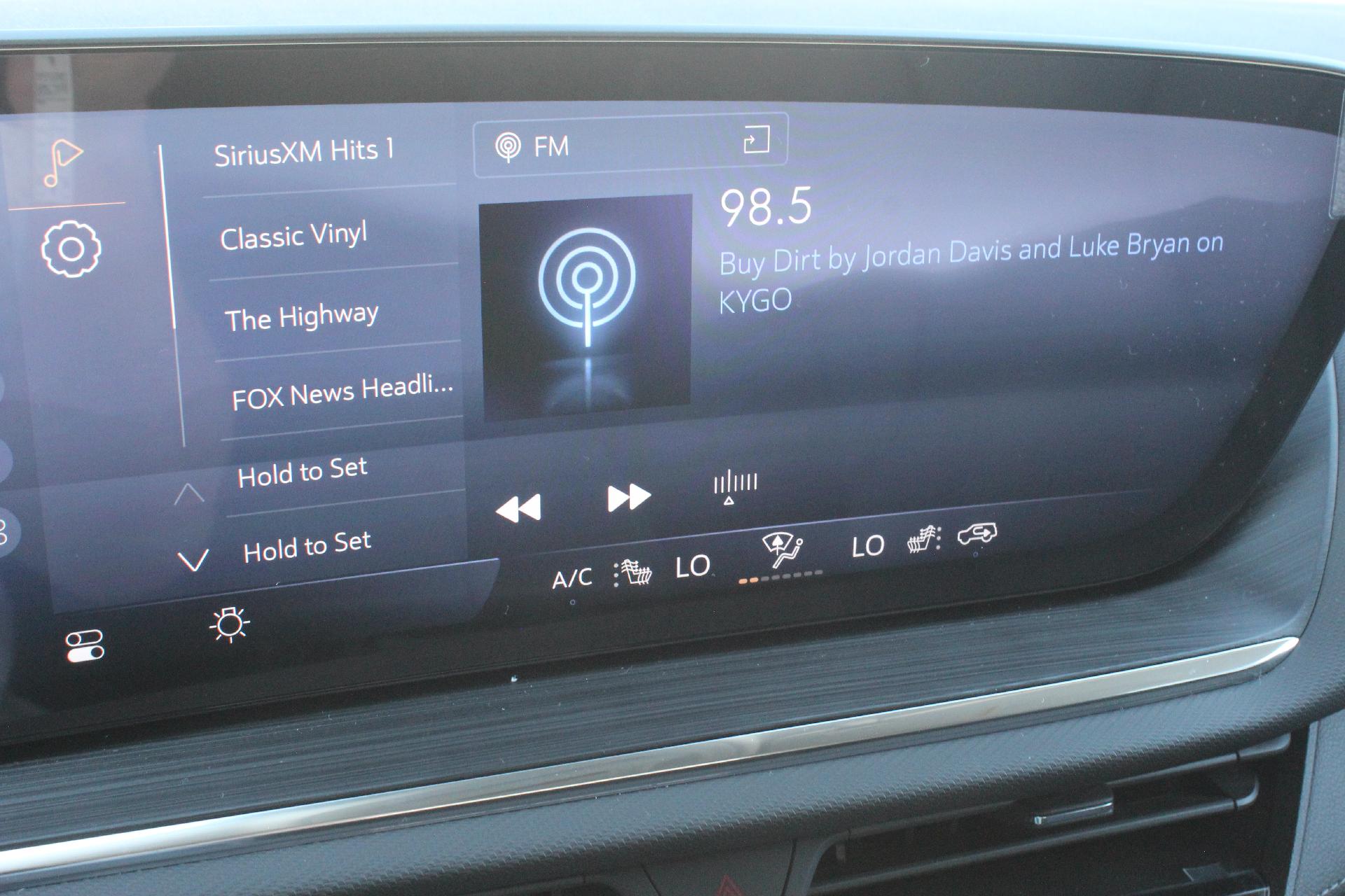 2025 Buick Envision Vehicle Photo in AURORA, CO 80012-4011