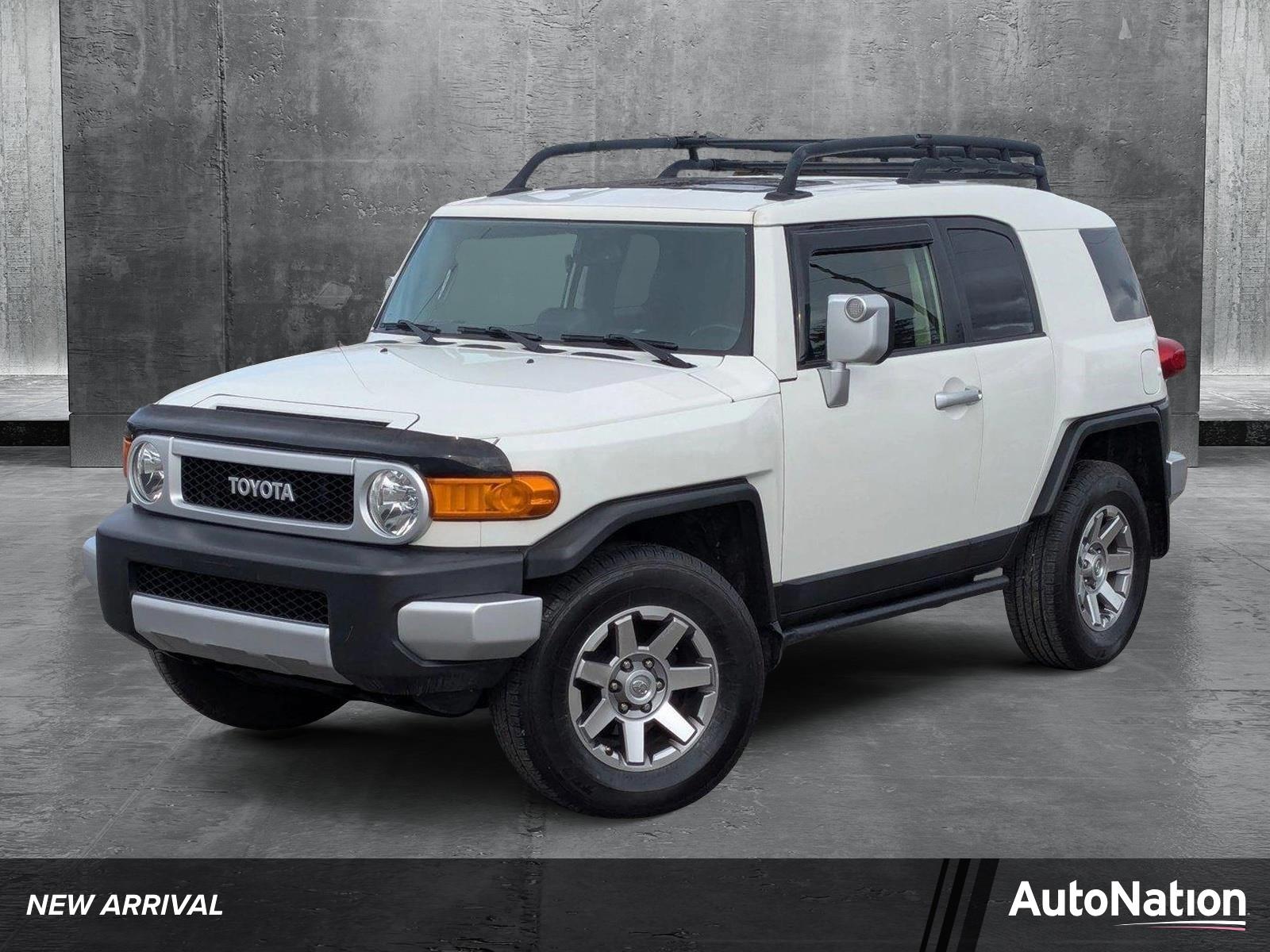 2014 Toyota FJ Cruiser Vehicle Photo in Spokane Valley, WA 99212