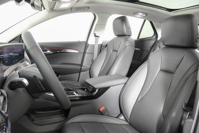 2025 Buick Envision Vehicle Photo in PUYALLUP, WA 98371-4149