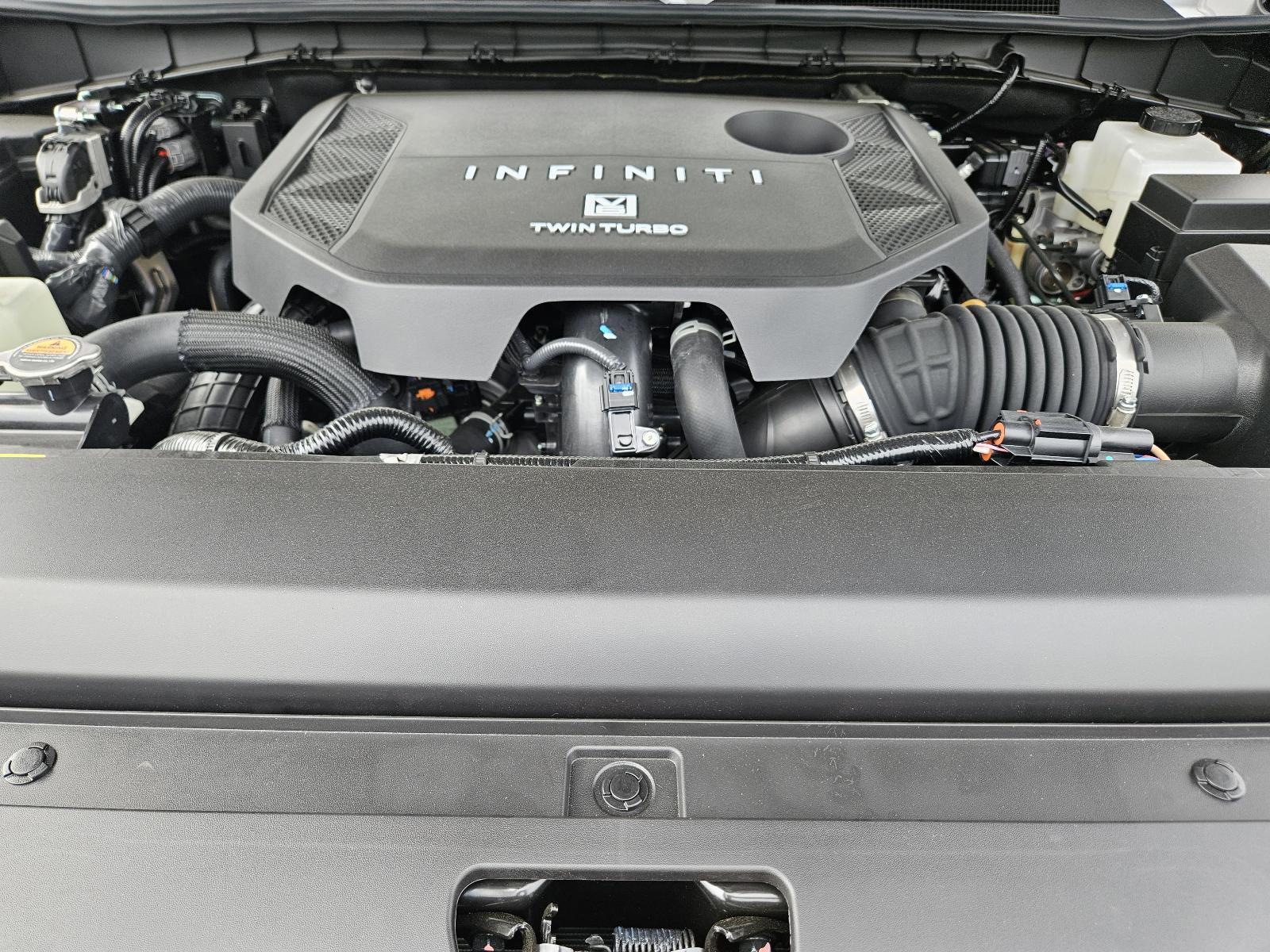 2025 INFINITI QX80 Vehicle Photo in Fort Worth, TX 76132