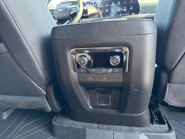 2025 Chevrolet Tahoe Vehicle Photo in MANHATTAN, KS 66502-5036