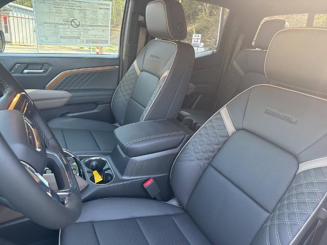 2025 GMC Canyon Vehicle Photo in MARION, NC 28752-6372