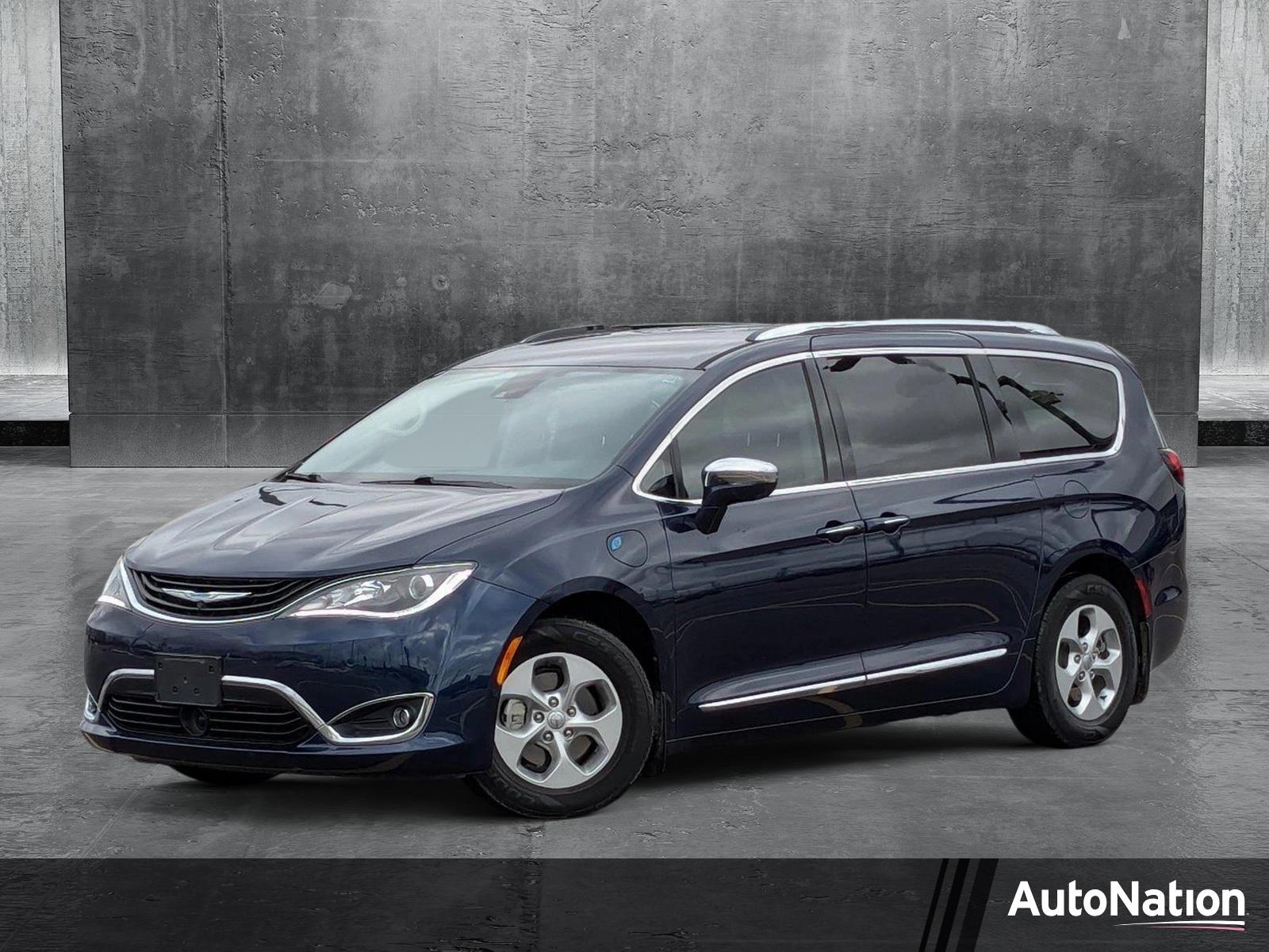 2017 Chrysler Pacifica Vehicle Photo in LAUREL, MD 20707-4622