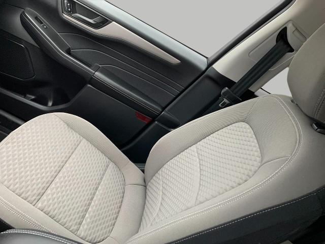 2022 Ford Escape Vehicle Photo in Oshkosh, WI 54901