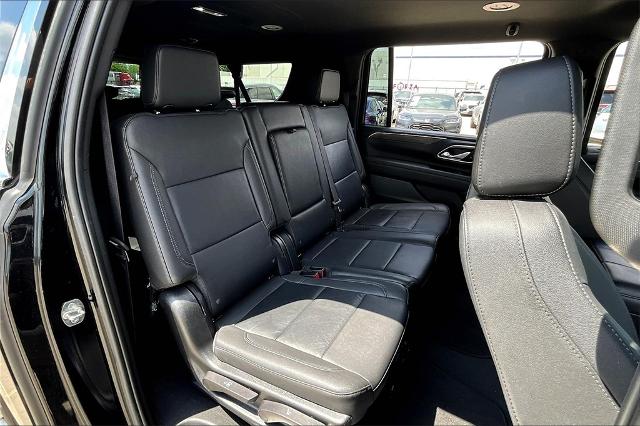 2023 Chevrolet Suburban Vehicle Photo in Grapevine, TX 76051