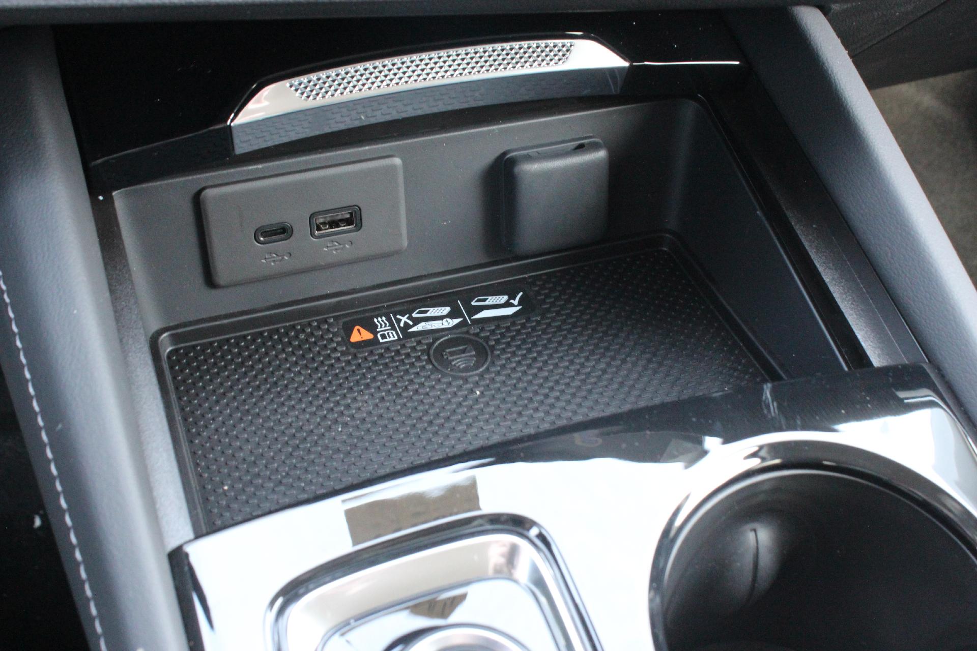 2025 Buick Envision Vehicle Photo in AURORA, CO 80012-4011