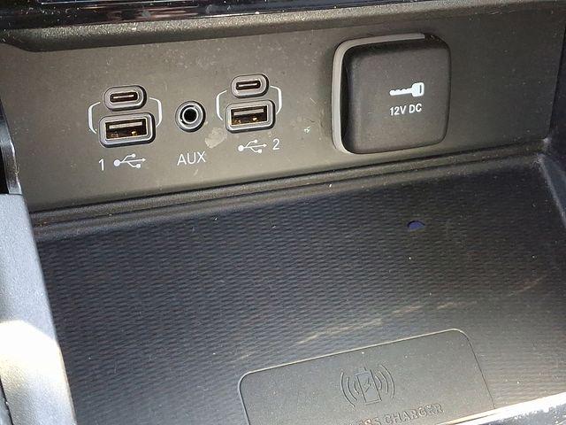 2023 Jeep Grand Cherokee L Vehicle Photo in PAWLING, NY 12564-3219
