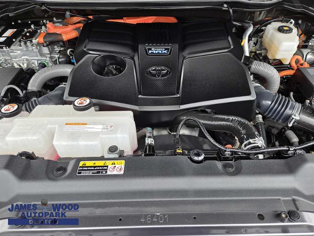 2023 Toyota Tundra 4WD Vehicle Photo in DENTON, TX 76210-9321