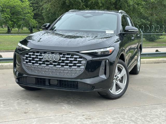 2025 Audi Q5 Vehicle Photo in HOUSTON, TX 77090