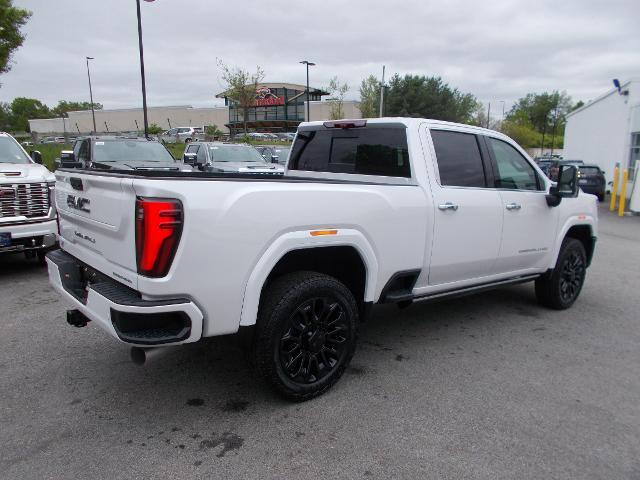 2025 GMC Sierra 2500 HD Vehicle Photo in LOWELL, MA 01852-4336