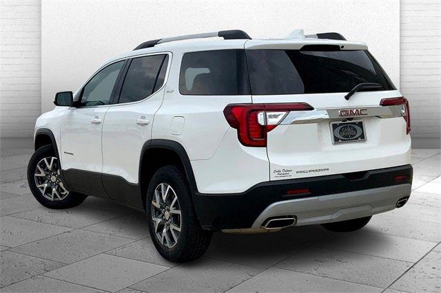 2023 GMC Acadia Vehicle Photo in TOPEKA, KS 66609-0000