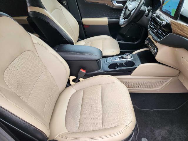 2020 Ford Escape Vehicle Photo in DENTON, TX 76210-9321