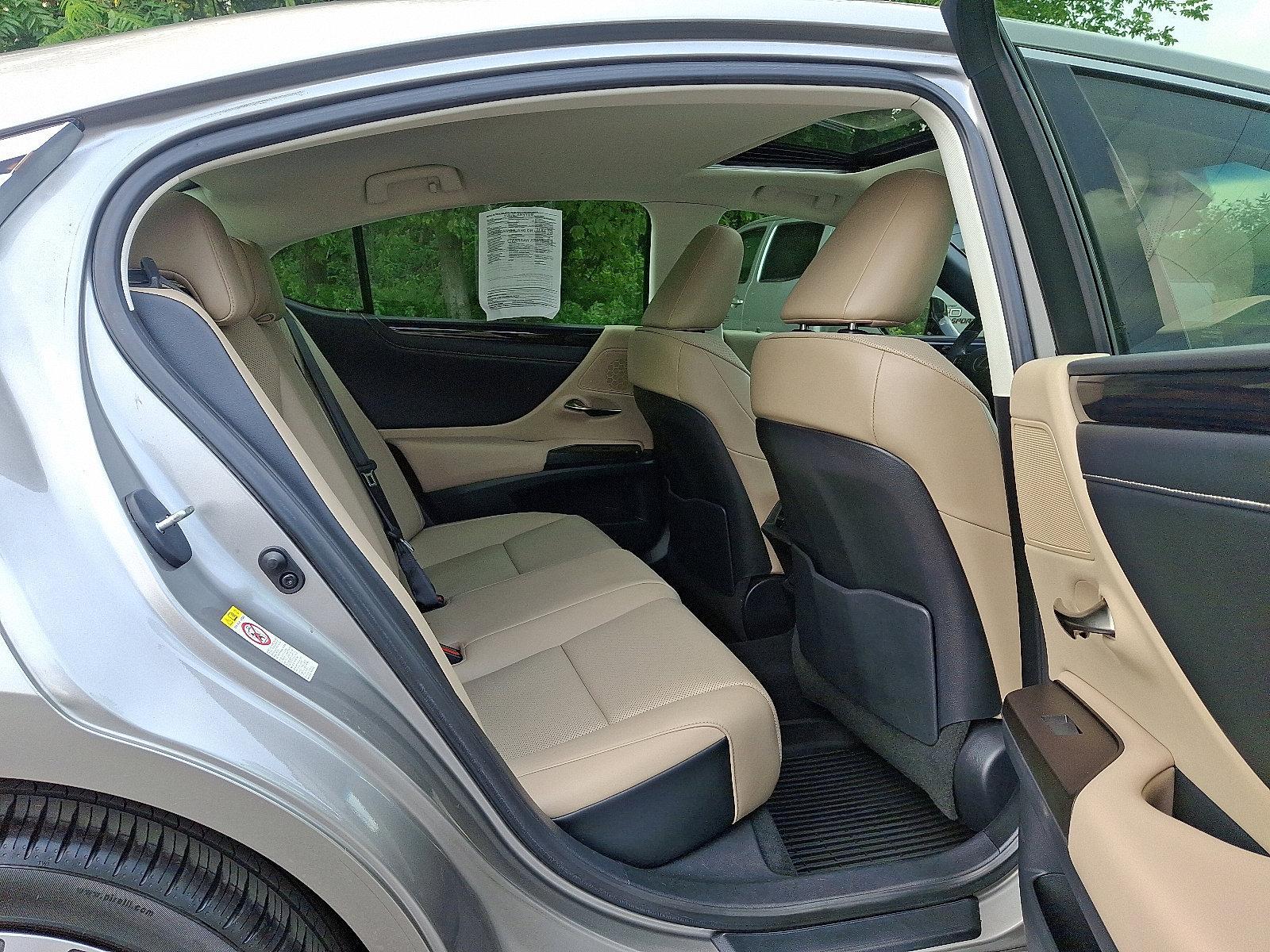 2019 Lexus ES 350 Vehicle Photo in Harrisburg, PA 17111