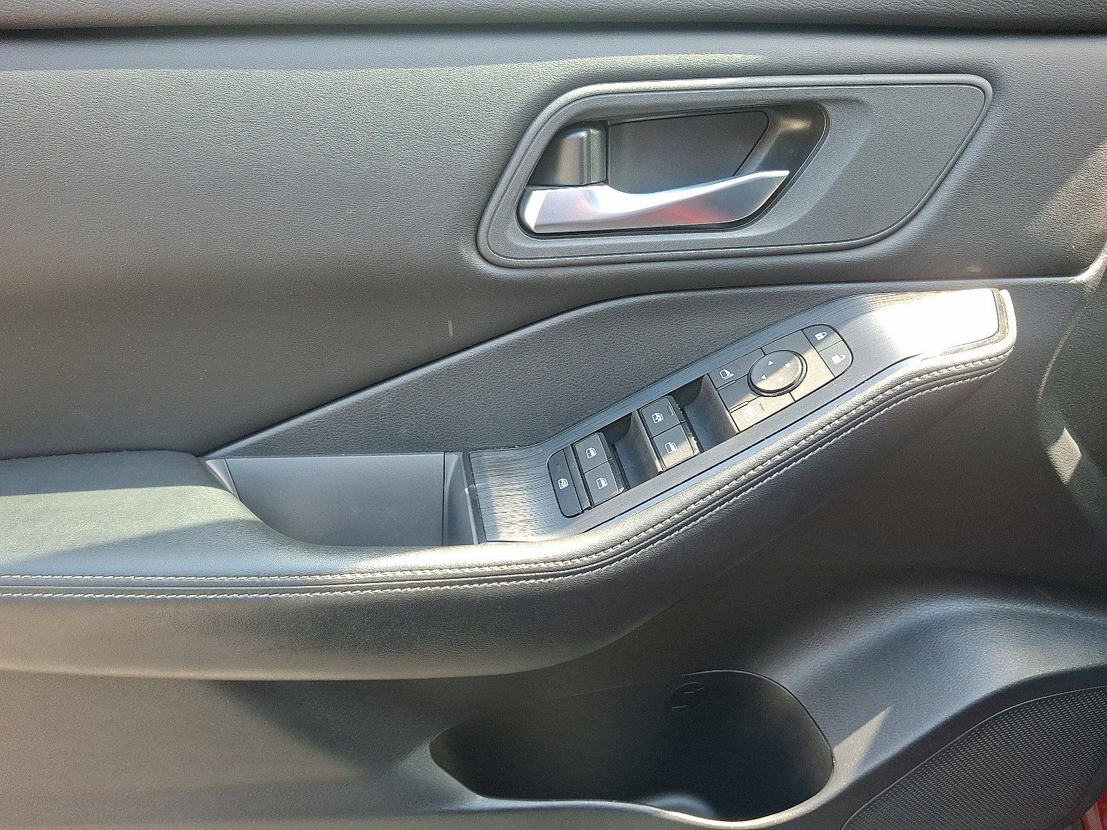 2024 Nissan Rogue Vehicle Photo in Harrisburg, PA 17111-1033