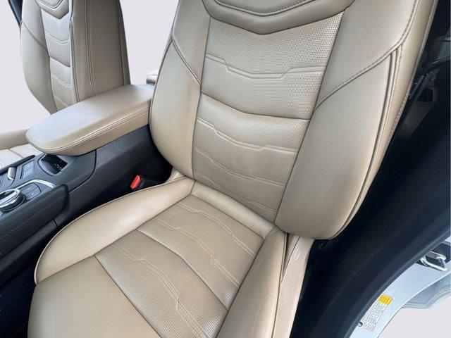 2022 Cadillac XT5 Vehicle Photo in LEOMINSTER, MA 01453-2952