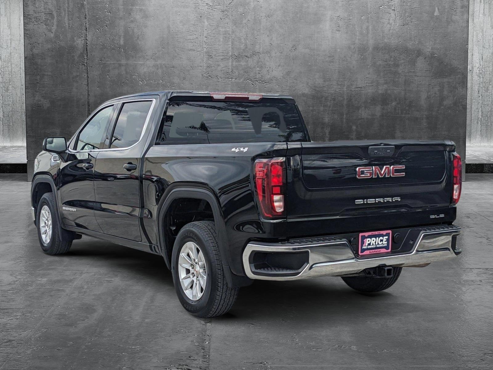 2024 GMC Sierra 1500 Vehicle Photo in MIAMI, FL 33172-3015