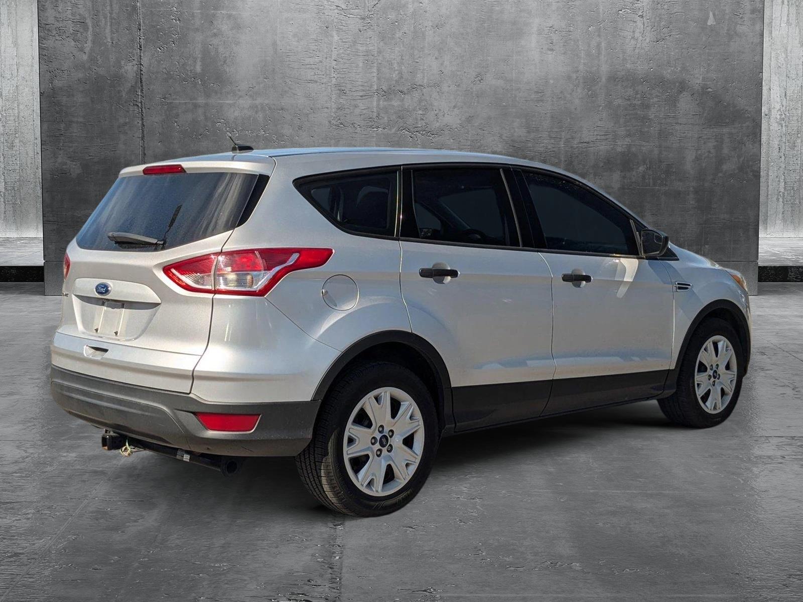 2016 Ford Escape Vehicle Photo in St. Petersburg, FL 33713