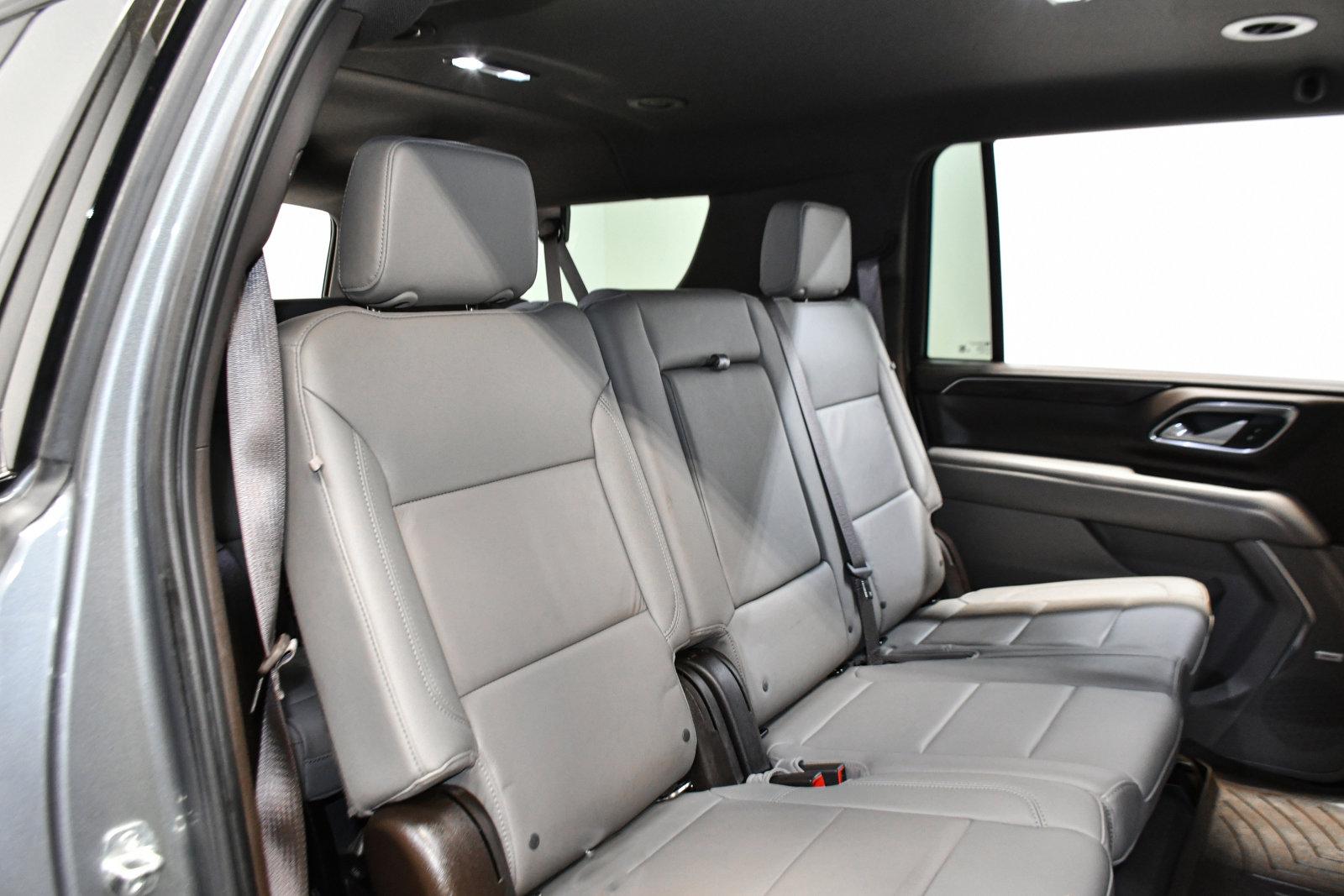 2022 Chevrolet Suburban Vehicle Photo in DALLAS, TX 75235