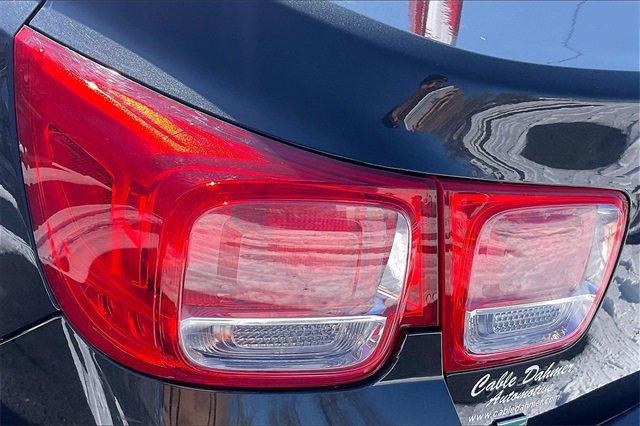 2015 Chevrolet Malibu Vehicle Photo in INDEPENDENCE, MO 64055-1314