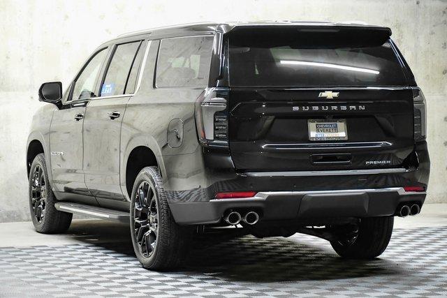 2025 Chevrolet Suburban Vehicle Photo in EVERETT, WA 98203-5662