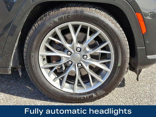 2022 Jeep Grand Cherokee L Vehicle Photo in DANBURY, CT 06810-5034