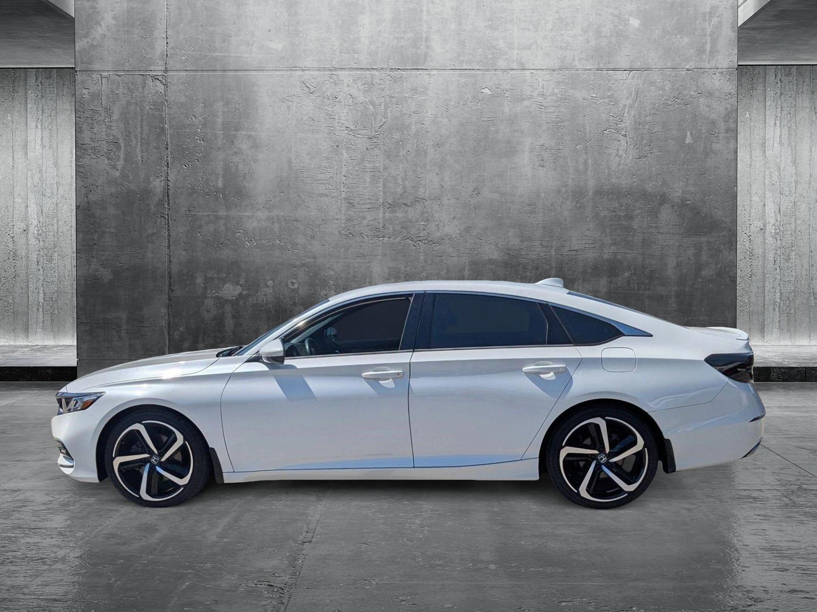 2019 Honda Accord Sedan Vehicle Photo in PEMBROKE PINES, FL 33024-6534