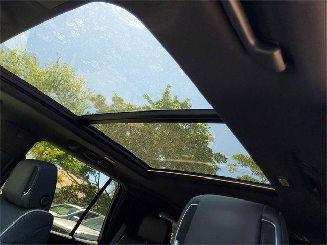 2025 Cadillac Escalade Vehicle Photo in SUNRISE, FL 33323-3202