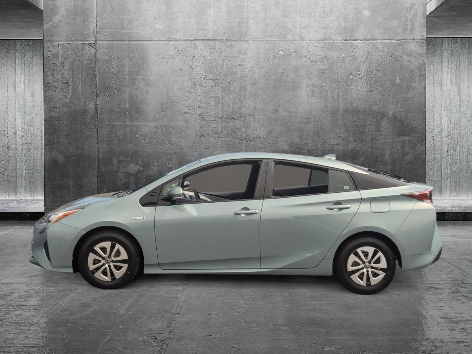 2016 Toyota Prius Vehicle Photo in Cockeysville, MD 21030-2508
