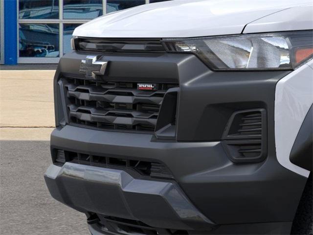 2025 Chevrolet Colorado Vehicle Photo in ENGLEWOOD, CO 80113-6708
