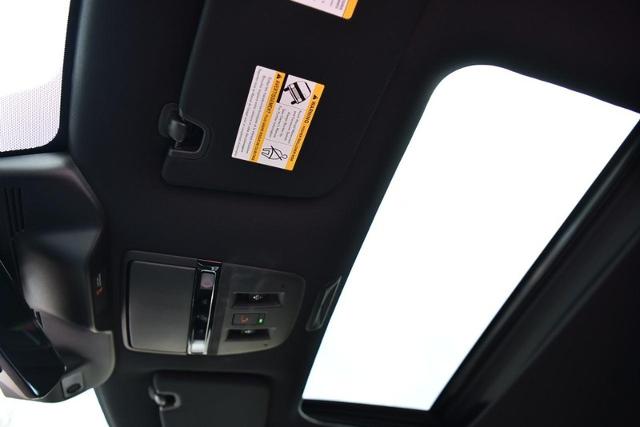 2025 Nissan Armada Vehicle Photo in Ballwin, MO 63011
