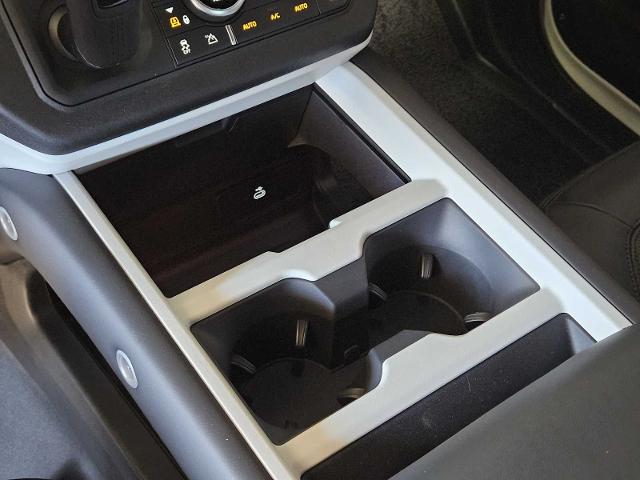 2025 Defender Vehicle Photo in AUSTIN, TX 78717