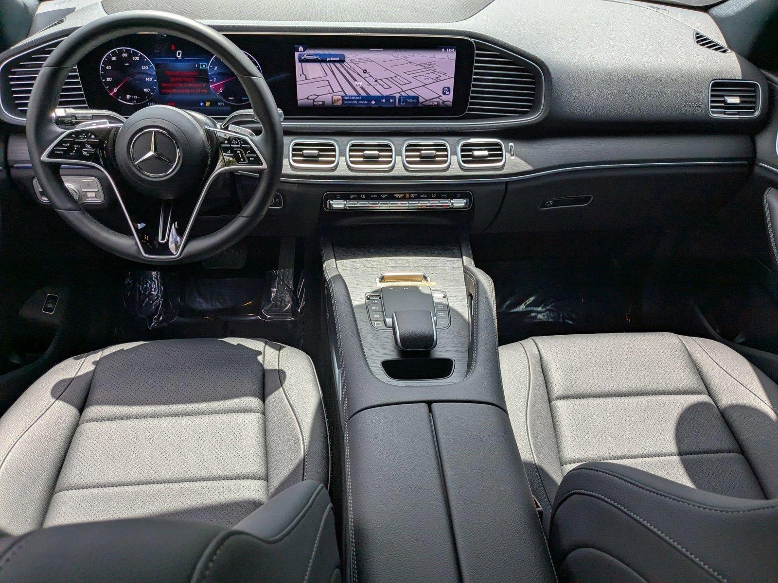 2025 Mercedes-Benz GLE Vehicle Photo in Miami, FL 33169