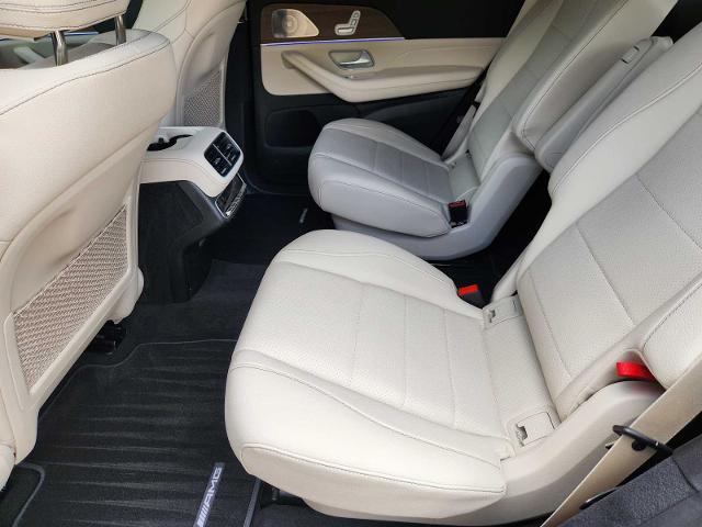 2025 Mercedes-Benz GLS Vehicle Photo in HOUSTON, TX 77079