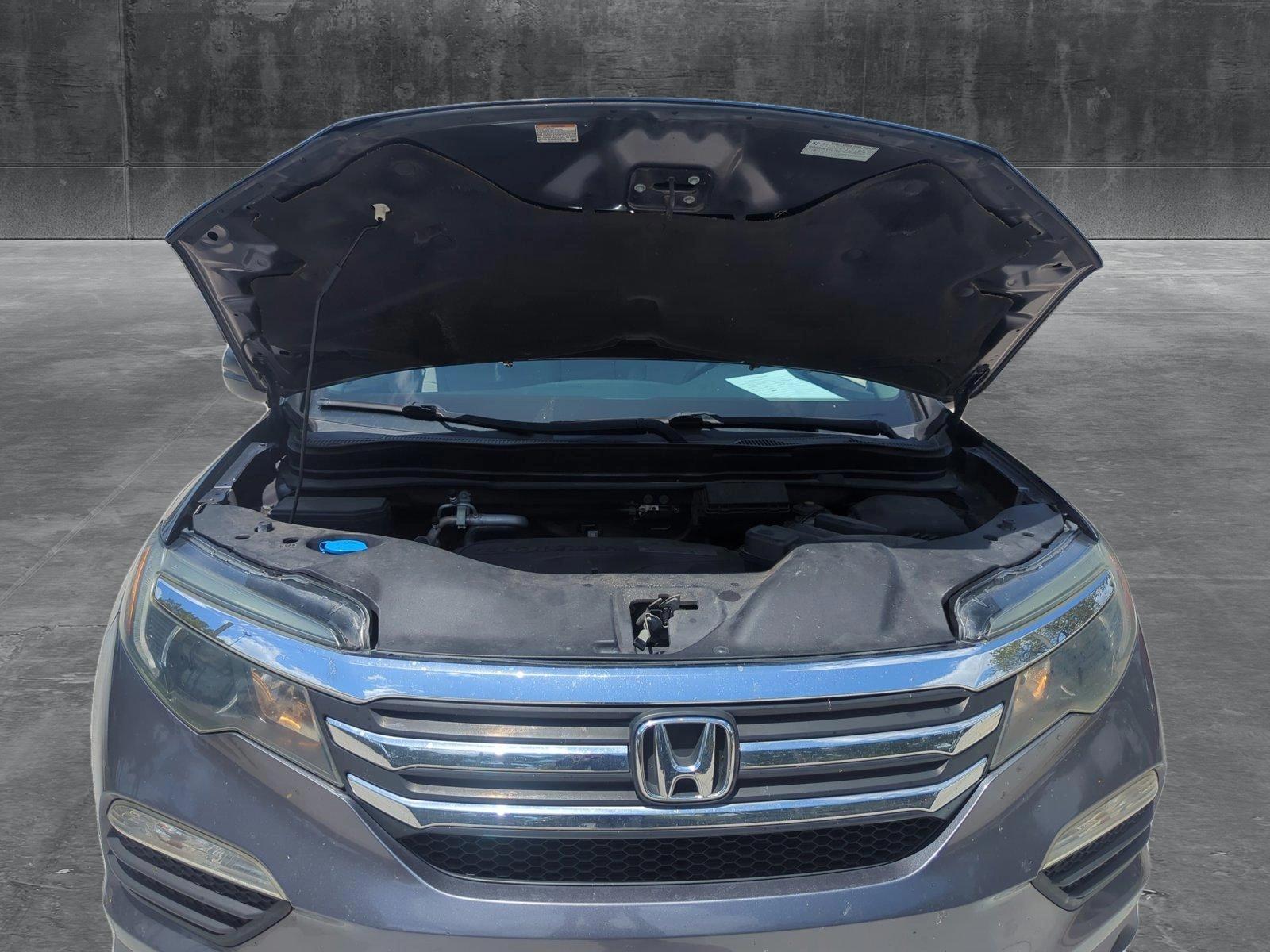 2017 Honda Pilot Vehicle Photo in Pembroke Pines, FL 33027