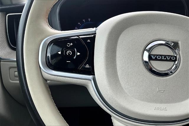 2022 Volvo XC60 Vehicle Photo in Houston, TX 77007