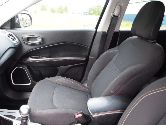 2019 Jeep Compass Vehicle Photo in MADISON, IN 47250-1611