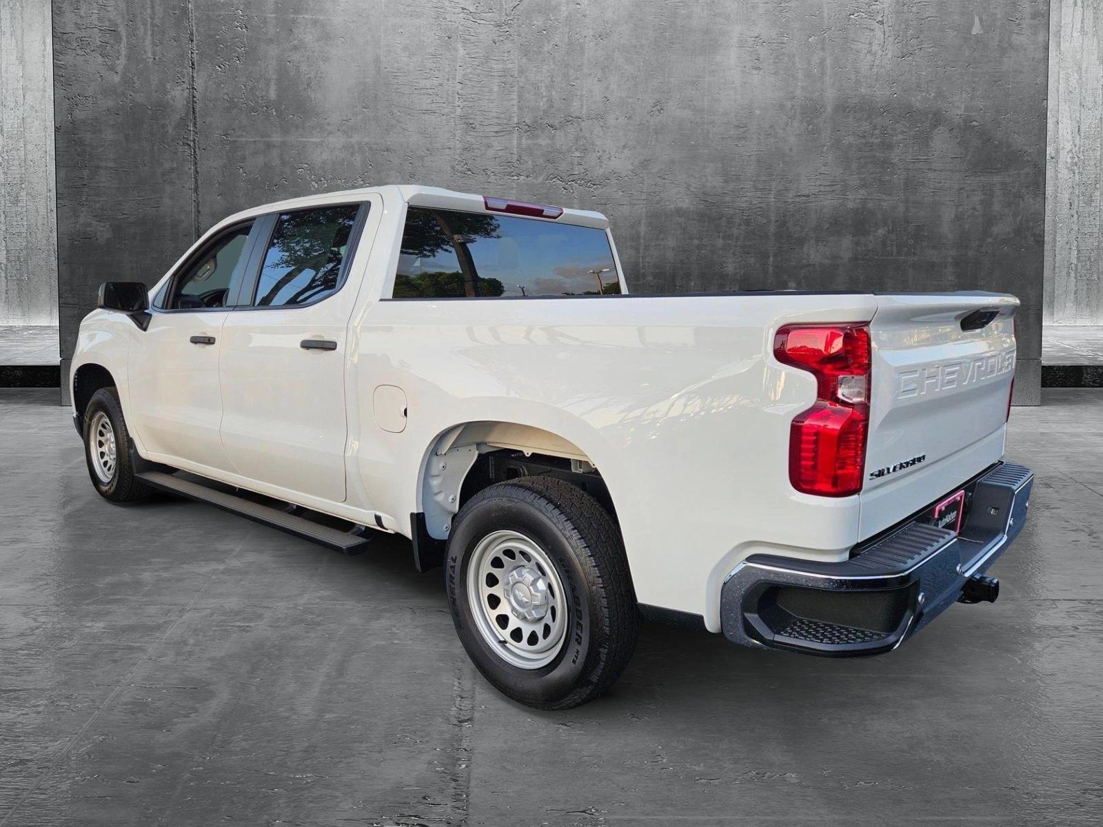 2025 Chevrolet Silverado 1500 Vehicle Photo in GREENACRES, FL 33463-3207