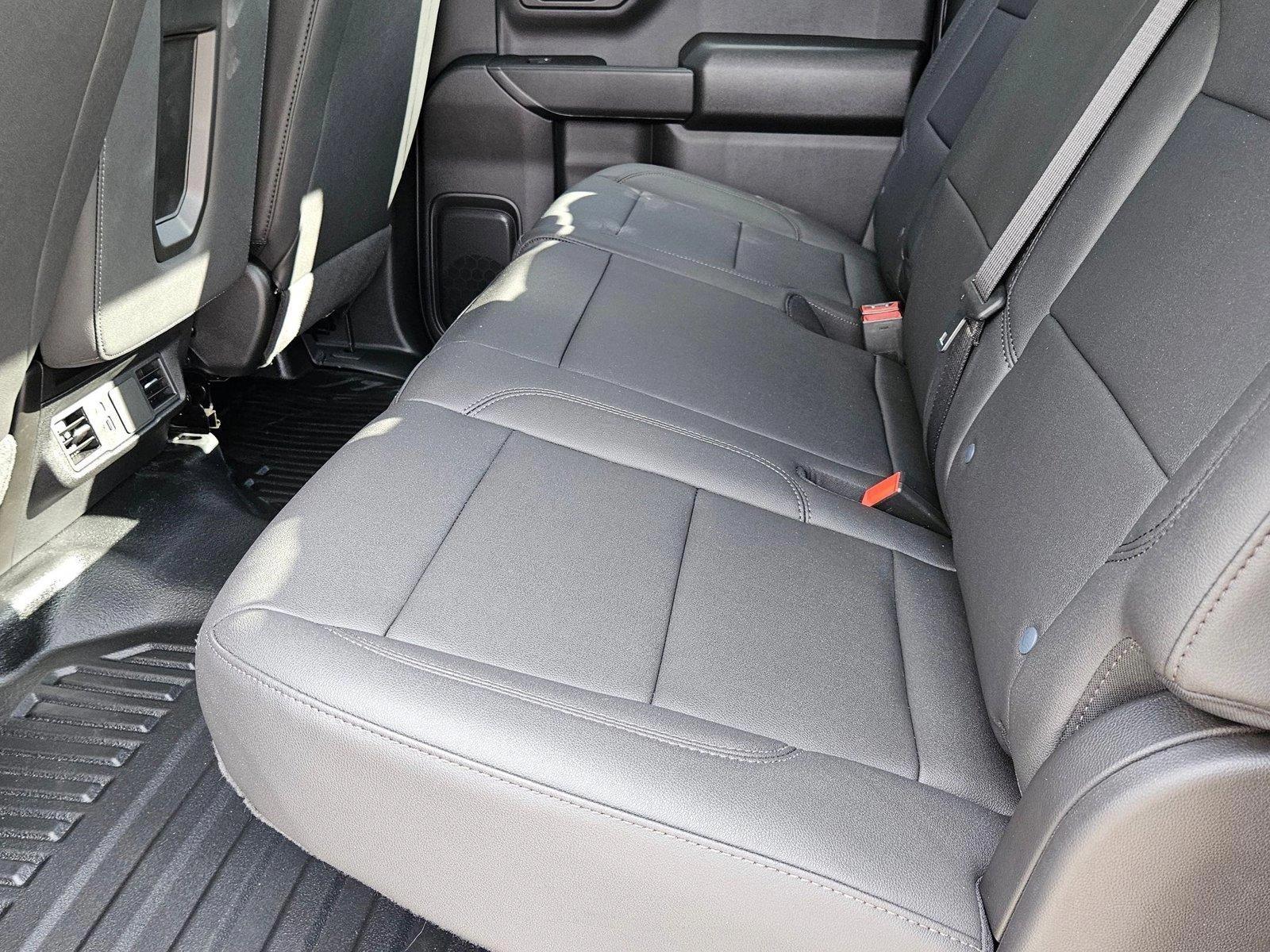 2025 Chevrolet Silverado 1500 Vehicle Photo in GREENACRES, FL 33463-3207