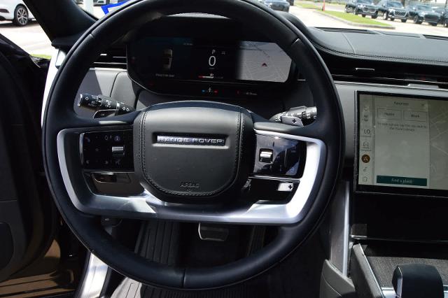 2025 Range Rover Vehicle Photo in Houston, TX 77090