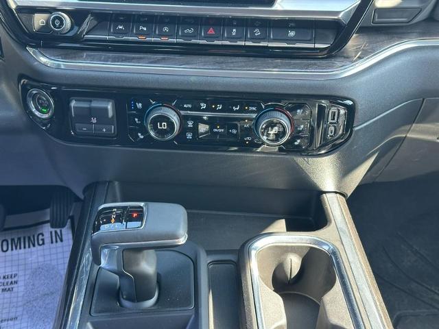 2023 Chevrolet Silverado 1500 Vehicle Photo in COLUMBIA, MO 65203-3903