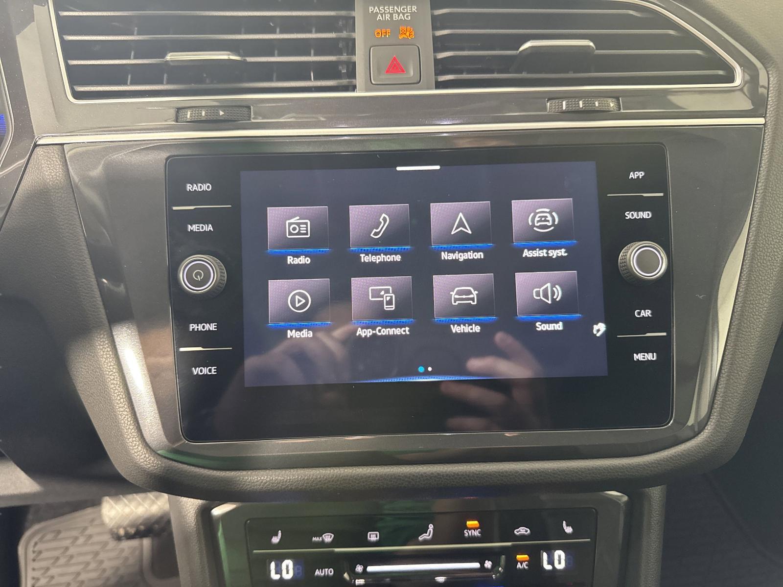 2024 Volkswagen Tiguan Vehicle Photo in Georgetown, TX 78626