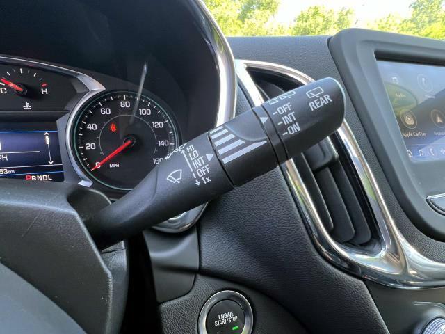 2022 Chevrolet Equinox Vehicle Photo in Roslyn, NY 11576
