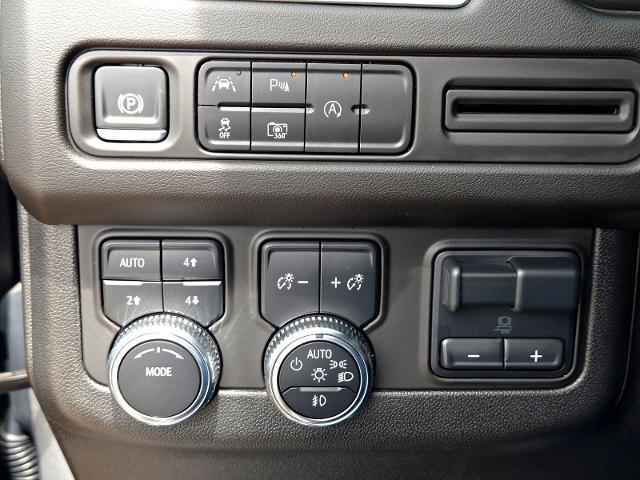 2024 GMC Yukon Vehicle Photo in Weatherford, TX 76087
