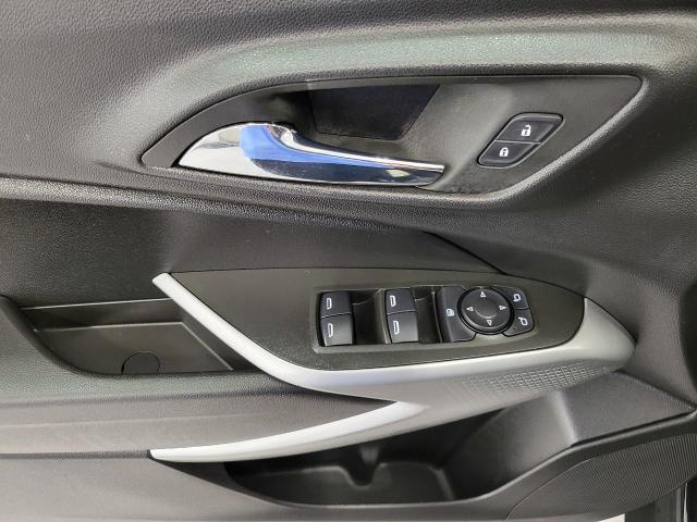 2024 Chevrolet Trax Vehicle Photo in NEENAH, WI 54956-2243