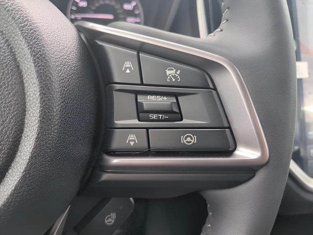 2025 Subaru Ascent Vehicle Photo in Green Bay, WI 54304
